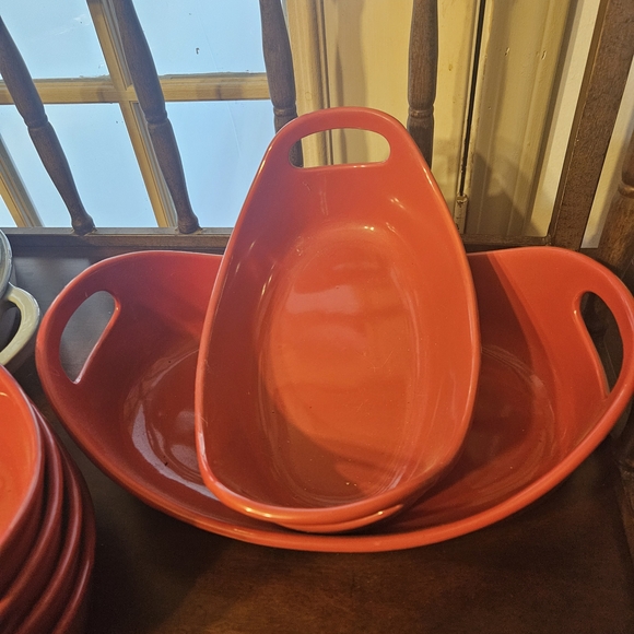 Rachael Ray Bold Red Ceramic Dish - Picture 2 of 7